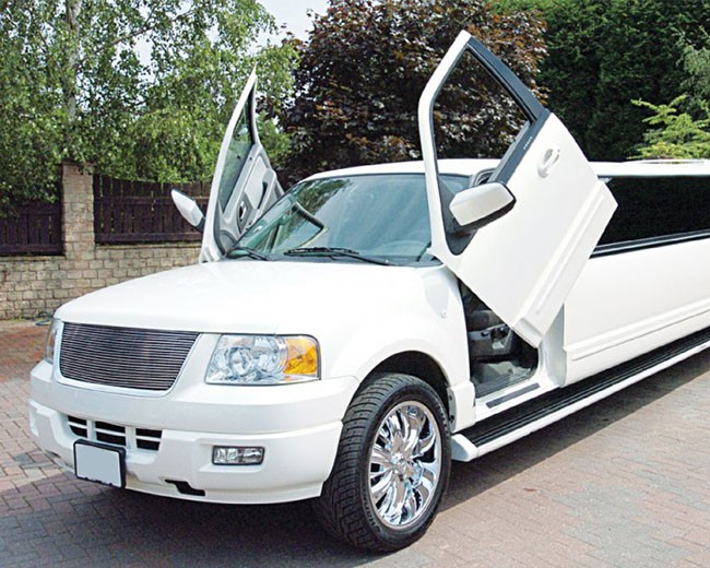 Limo Hire image 3